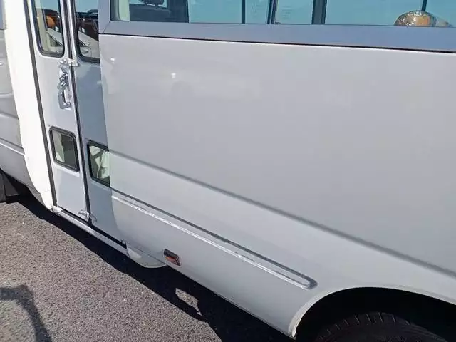 平成27年01月中古小型バス日野リエッセⅡの画像17