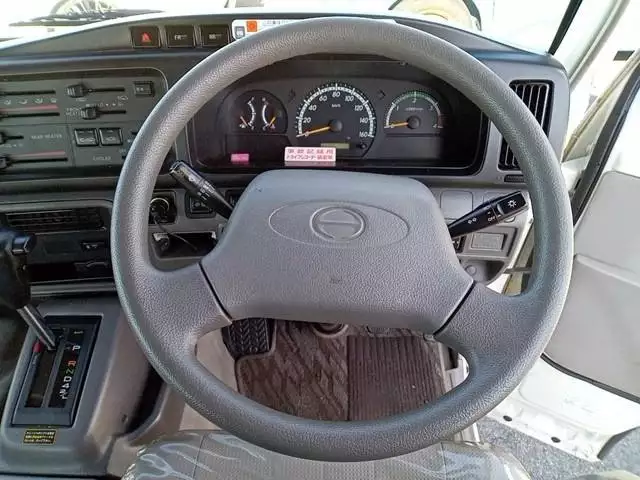 平成27年01月中古小型バス日野リエッセⅡの画像45