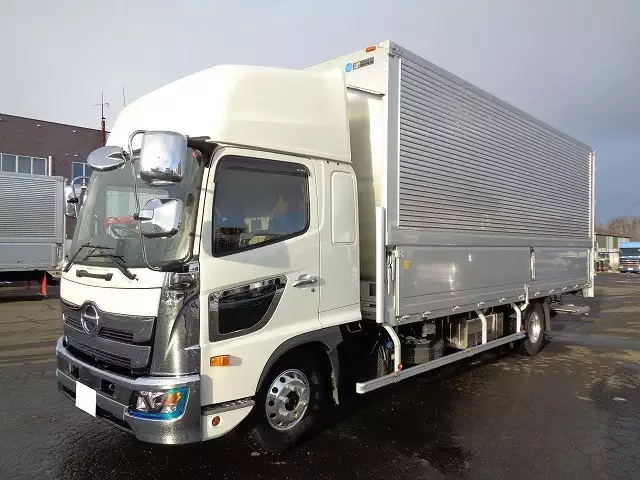 令和03年11月中古中型アルミバン・ウィング日野レンジャーの画像1