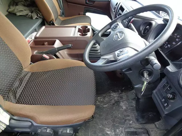 令和03年05月中古中型アルミバン・ウィング日野レンジャーの画像32