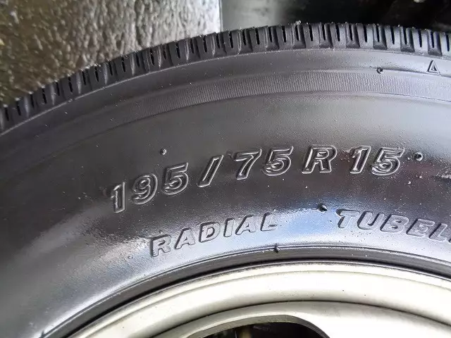 令和02年10月中古小型アルミバン・ウィング日野デュトロの画像23