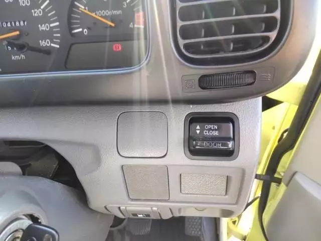 平成18年05月中古中型バストヨタコースターの画像32