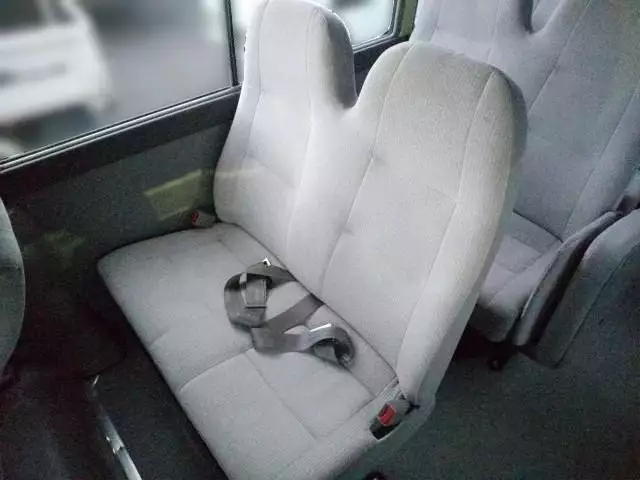 平成18年05月中古中型バストヨタコースターの画像10