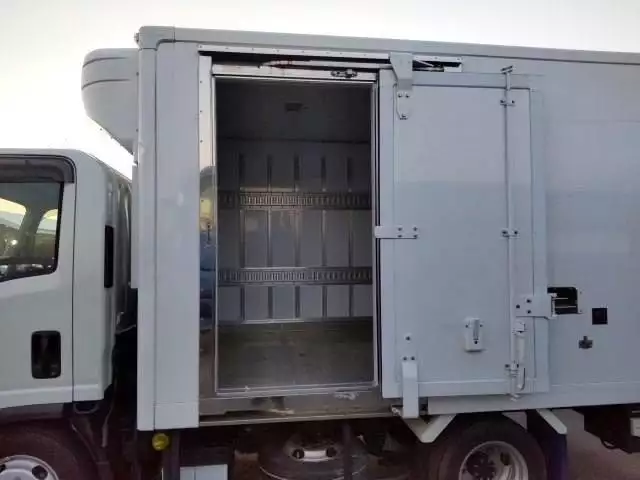 令和02年01月中古小型冷凍バン・ウィングいすゞの画像14