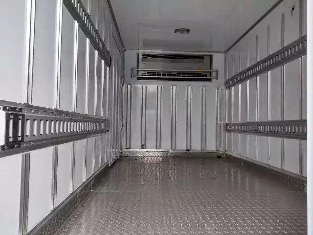 令和02年01月中古小型冷凍バン・ウィングいすゞの画像19