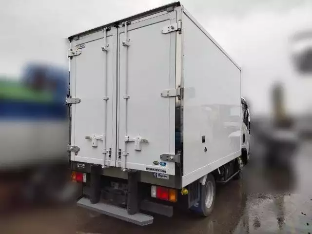 令和02年01月中古小型冷凍バン・ウィングいすゞの画像3