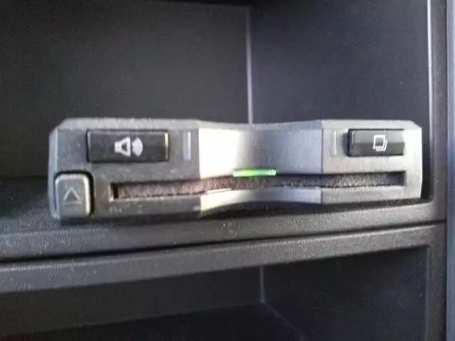 令和02年01月中古小型冷凍バン・ウィングいすゞの画像35