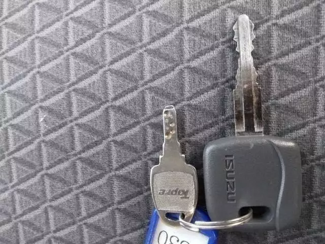 令和02年01月中古小型冷凍バン・ウィングいすゞの画像39