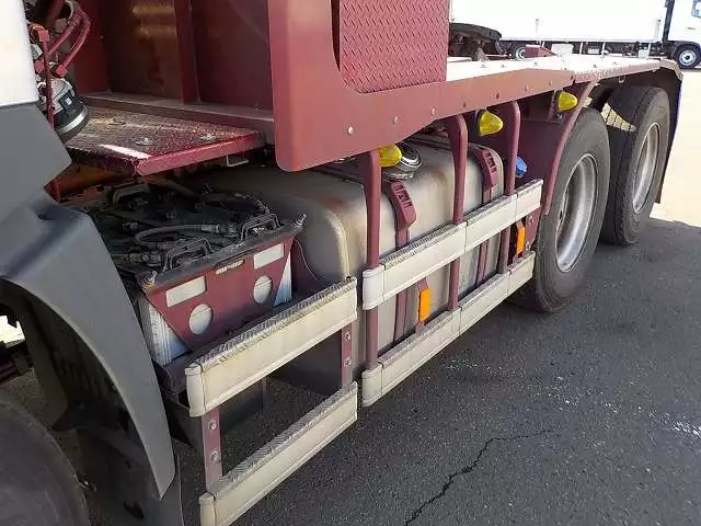 平成24年03月中古大型トラクタヘッド日野日野の画像12