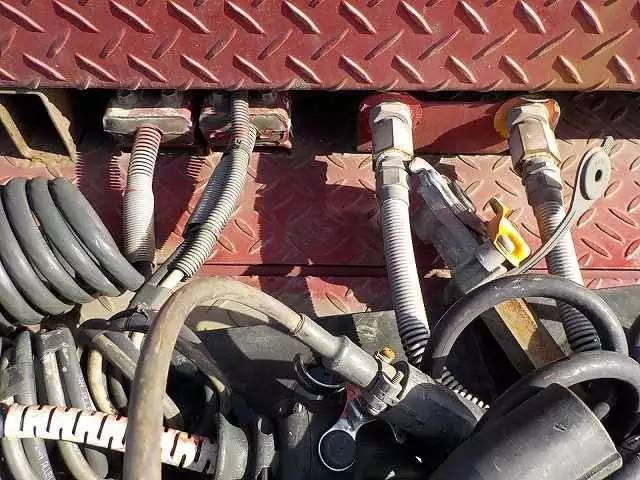 平成24年03月中古大型トラクタヘッド日野日野の画像32