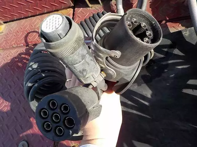 平成24年03月中古大型トラクタヘッド日野日野の画像33