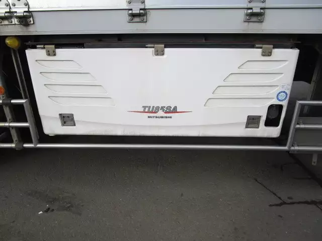 平成28年07月中古大型冷凍バン・ウィング日産UDクオンの画像9