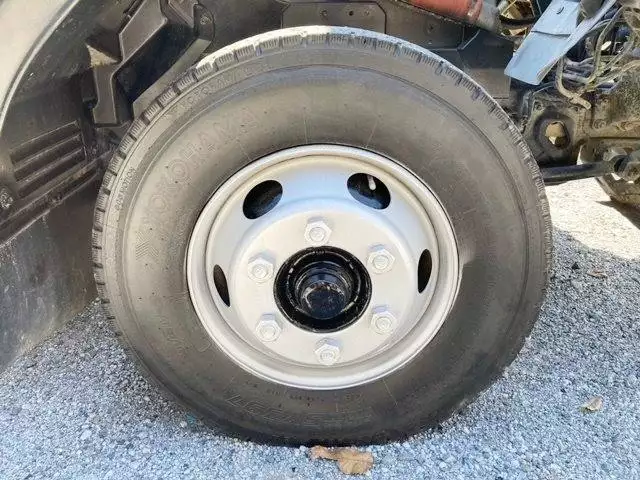 平成24年08月中古中型いすゞフォワードの画像11