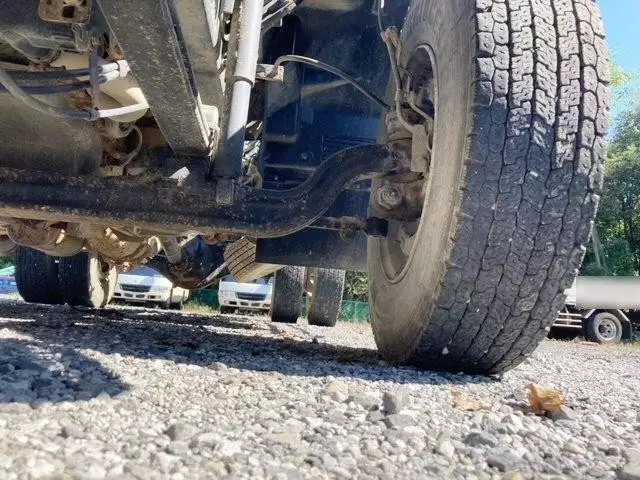 平成24年08月中古中型いすゞフォワードの画像30