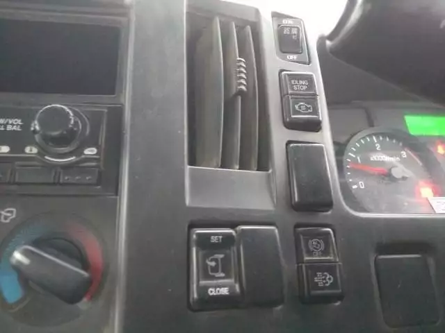 平成24年08月中古中型いすゞフォワードの画像45