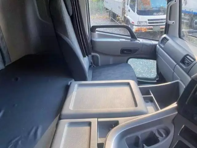 平成30年06月中古大型アルミバン・ウィング日産UDクオンの画像41