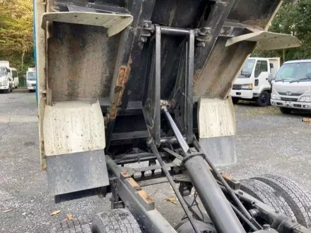 平成23年11月中古小型いすゞの画像24