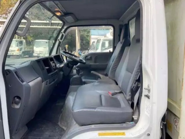 平成23年11月中古小型いすゞの画像10