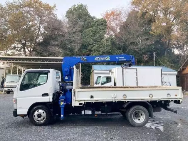 平成27年12月中古小型三菱ふそうキャンターの画像13