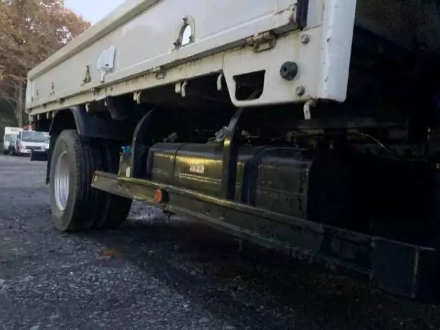 平成27年12月中古小型三菱ふそうキャンターの画像31