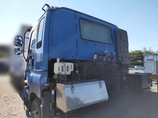 平成22年09月中古大型トラクタヘッドいすゞギガの画像15