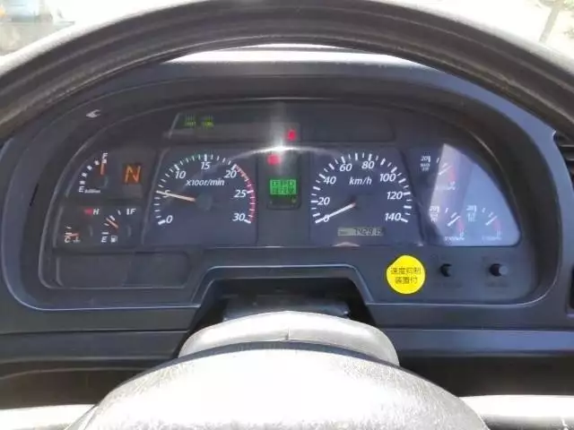 平成22年09月中古大型トラクタヘッドいすゞギガの画像39