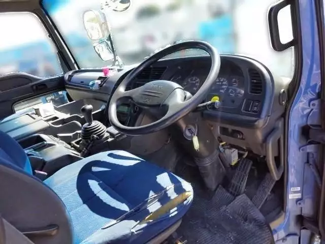 平成22年09月中古大型トラクタヘッドいすゞギガの画像5