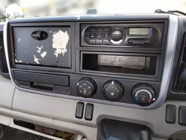 平成29年09月中古小型三菱ふそうキャンターの画像35