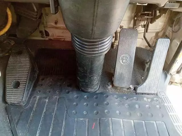 平成17年01月中古中型いすゞフォワードの画像45