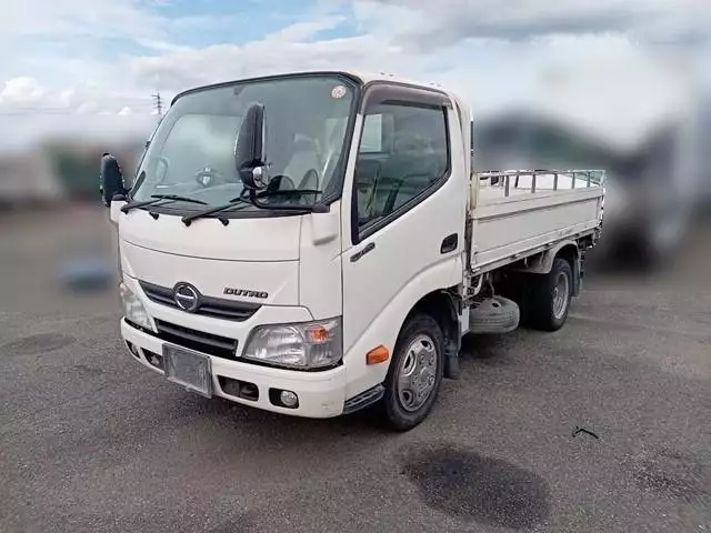 平成27年07月中古小型日野デュトロの画像1