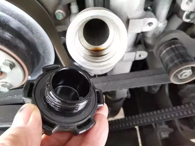 平成25年11月中古中型バスいすゞガーラミオの画像8