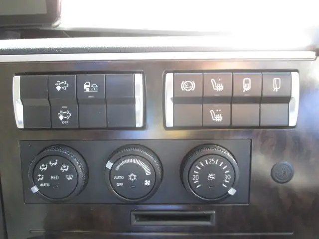 車検付(R5.4)平成31年 ハイグレード 低床4軸ウィング 428馬力 AT ナビ バックモニター ETCの画像37