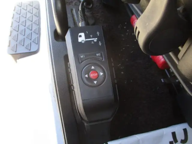 車検付(R5.4)平成31年 ハイグレード 低床4軸ウィング 428馬力 AT ナビ バックモニター ETCの画像51