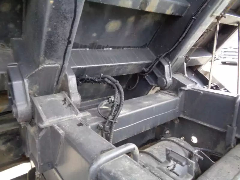 平成25年11月中古大型ダンプ三菱ふそうスーパーグレートの画像21