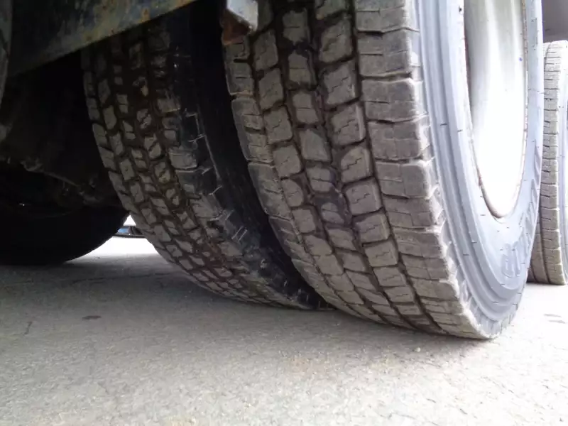 平成25年11月中古大型ダンプ三菱ふそうスーパーグレートの画像33