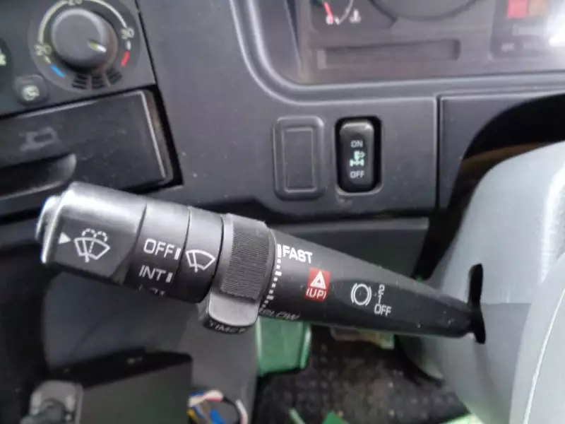 平成25年11月中古大型ダンプ三菱ふそうスーパーグレートの画像41