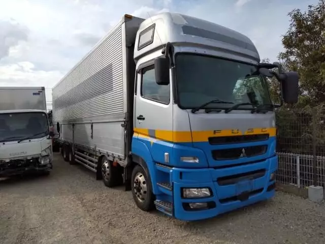 平成22年12月中古大型アルミバン・ウィング三菱ふそうスーパーグレートの画像2