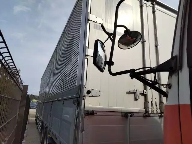 平成22年12月中古大型アルミバン・ウィング三菱ふそうスーパーグレートの画像6