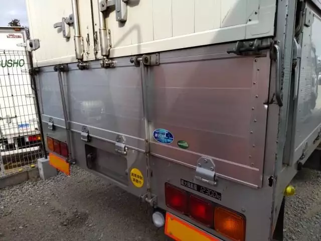 平成22年12月中古大型アルミバン・ウィング三菱ふそうスーパーグレートの画像7