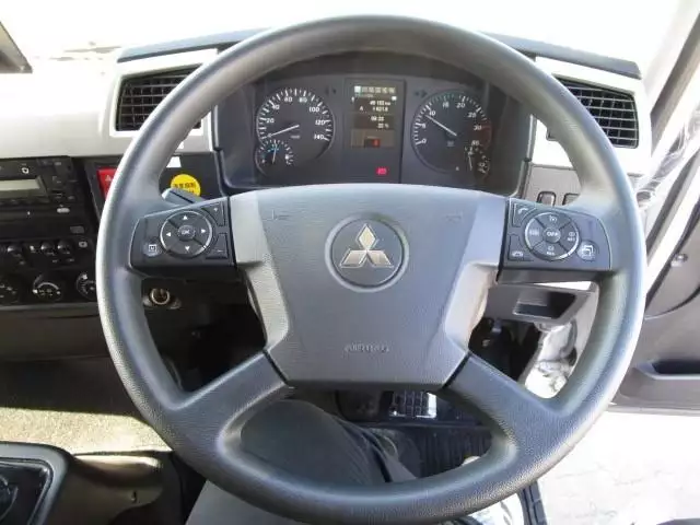 中古小型トラクタヘッドの画像8