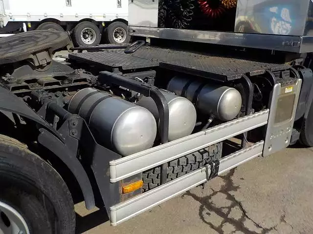 平成23年09月中古大型トラクタヘッド日野日野の画像12