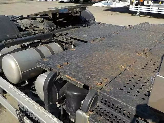 平成23年09月中古大型トラクタヘッド日野日野の画像13