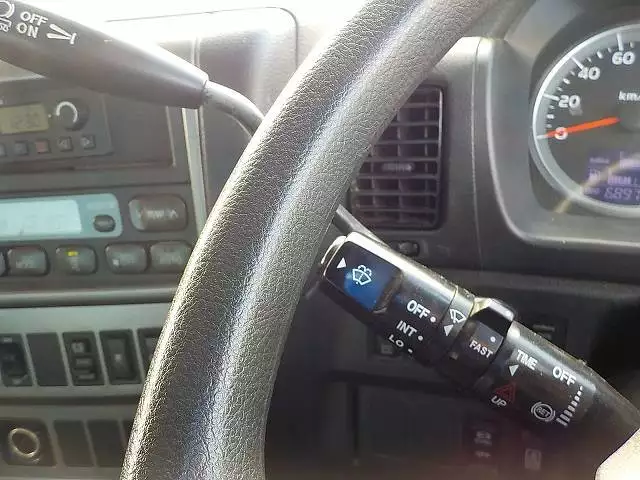 平成23年09月中古大型トラクタヘッド日野日野の画像26