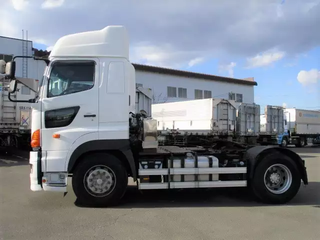 平成23年09月中古大型トラクタヘッド日野日野の画像6