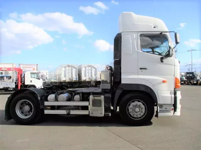 平成23年09月中古大型トラクタヘッド日野日野の画像7