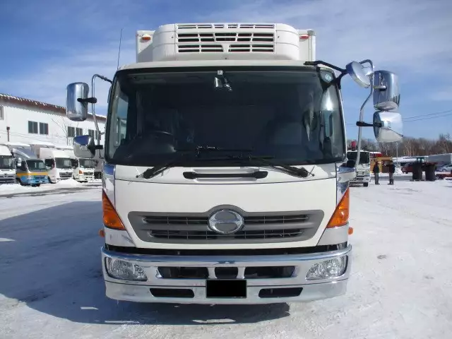 平成28年06月中古中型冷凍バン・ウィング日野レンジャーの画像2