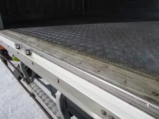 平成28年06月中古中型冷凍バン・ウィング日野レンジャーの画像13