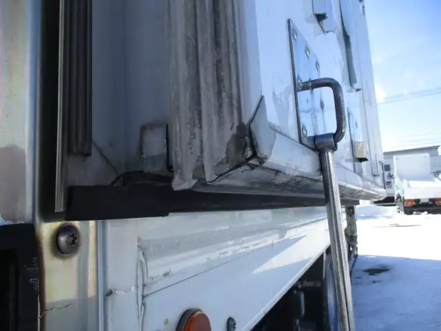 平成28年06月中古中型冷凍バン・ウィング日野レンジャーの画像15