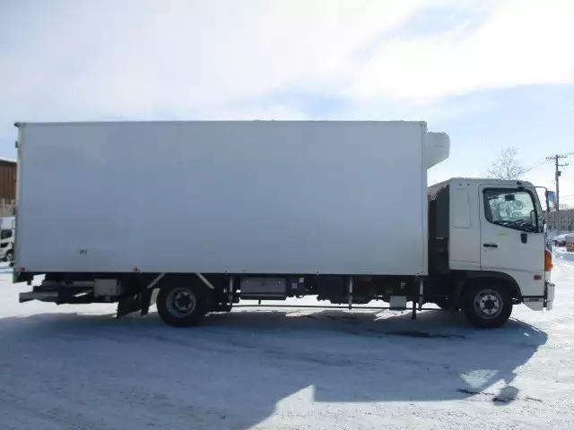 平成28年06月中古中型冷凍バン・ウィング日野レンジャーの画像4