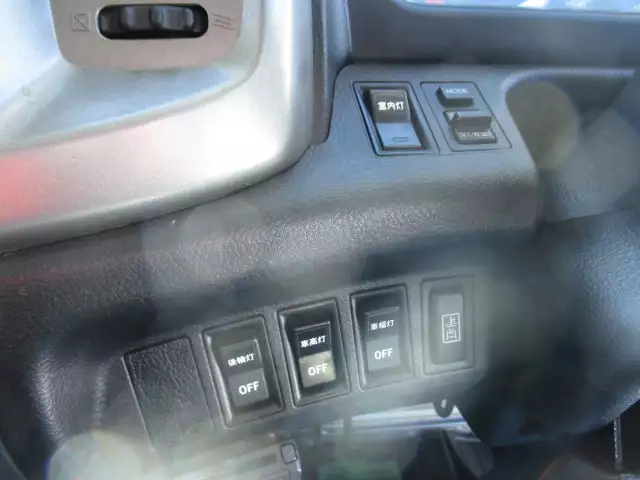 平成28年06月中古中型冷凍バン・ウィング日野レンジャーの画像47